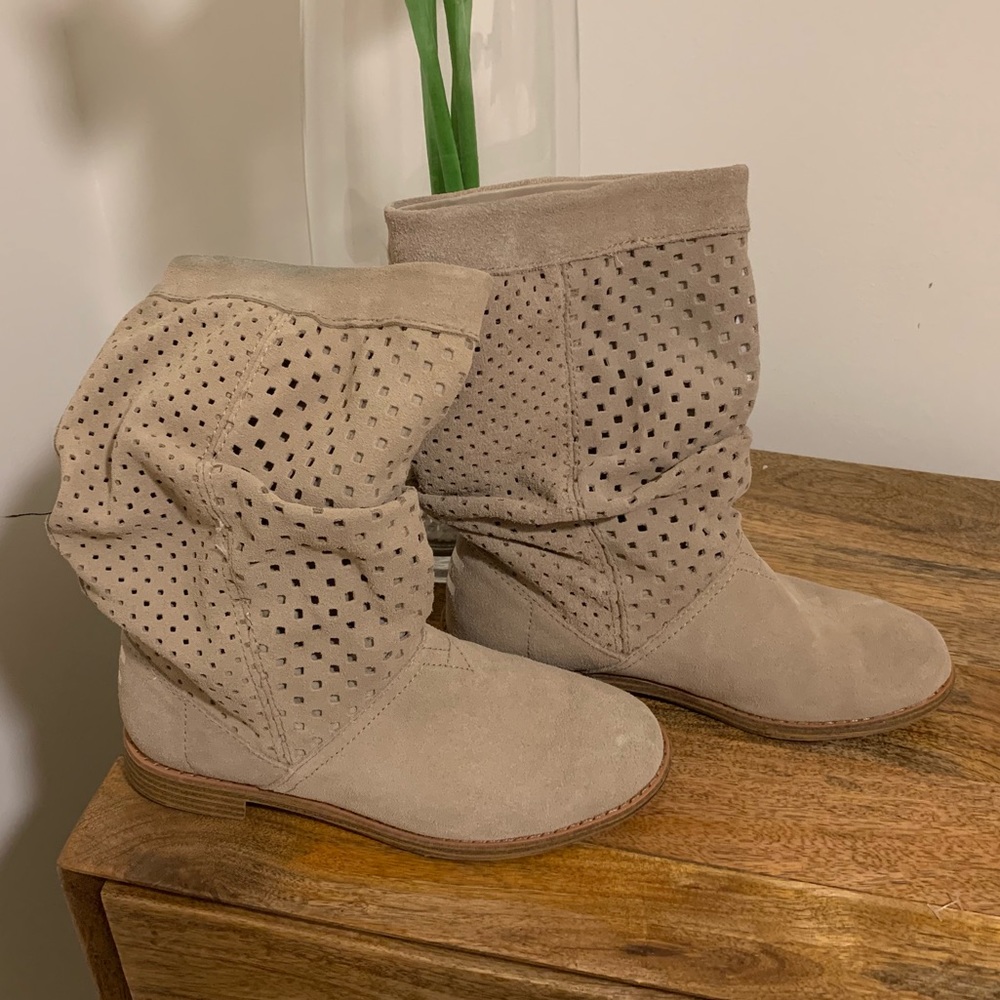 TOMS Beige Boots